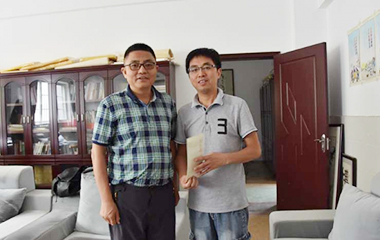 蚌埠三中领导班子走访慰问困难党员群众